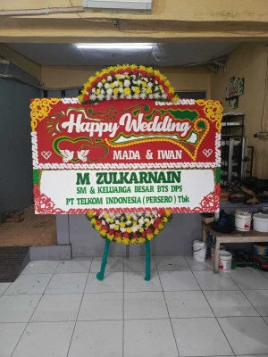 Papan Bunga di Cipete Utara